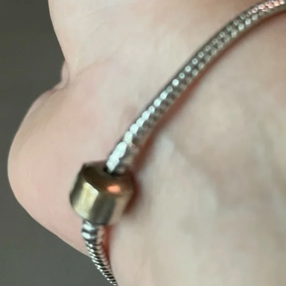 Bracelet elegant with stone - Picture 5 of 7